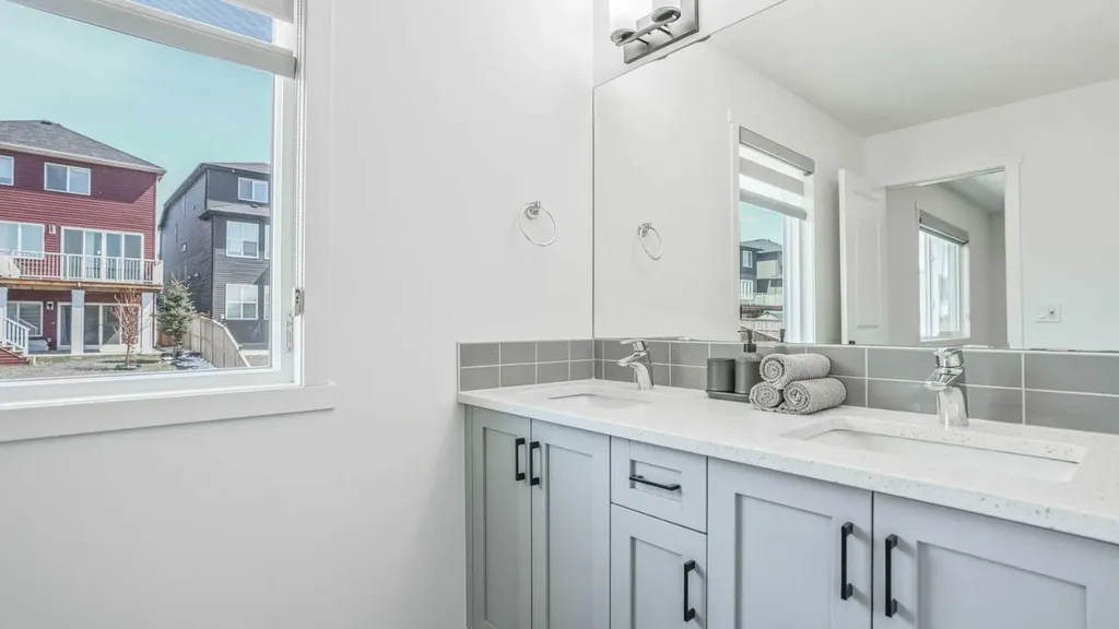 34 Lucas Terrace NW Calgary AB T3P1P9