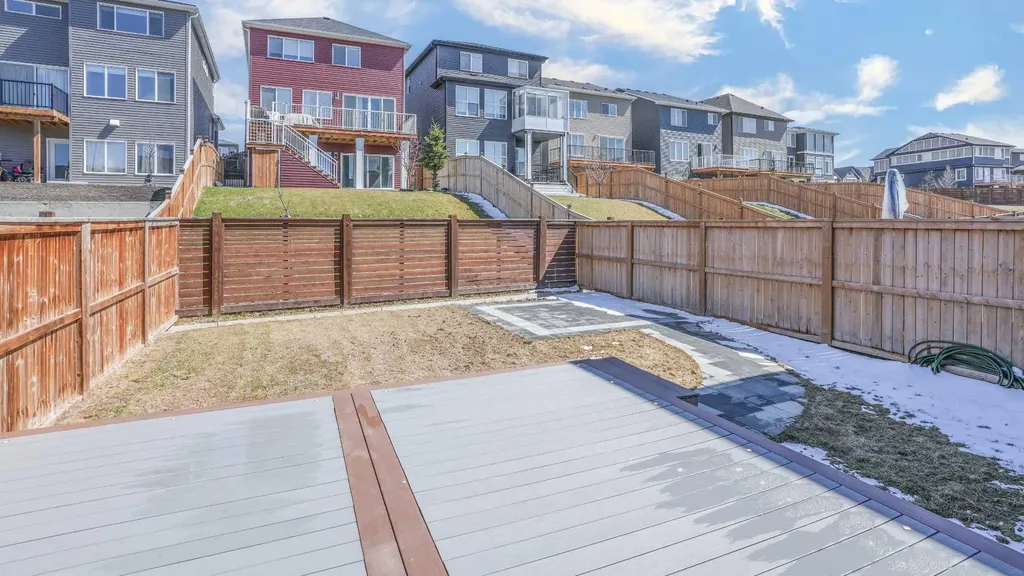 34 Lucas Terrace NW Calgary AB T3P1P9