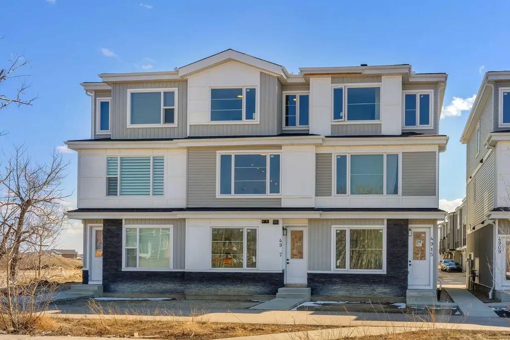8850 48 Street NE Calgary AB T3J 5N8