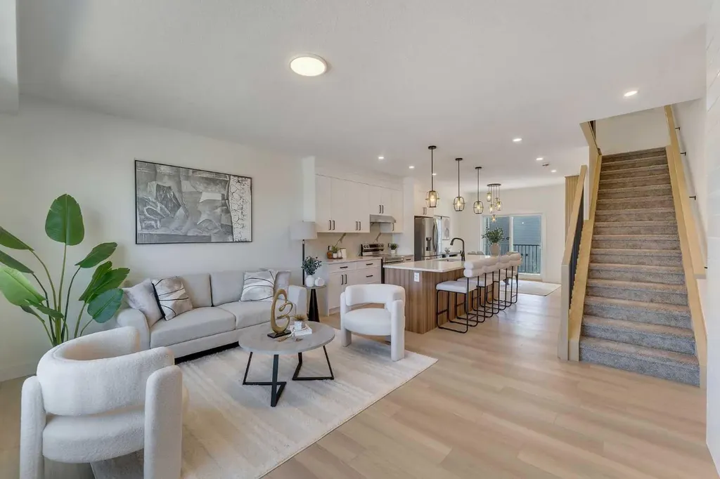 8850 48 Street NE Calgary AB T3J 5N8