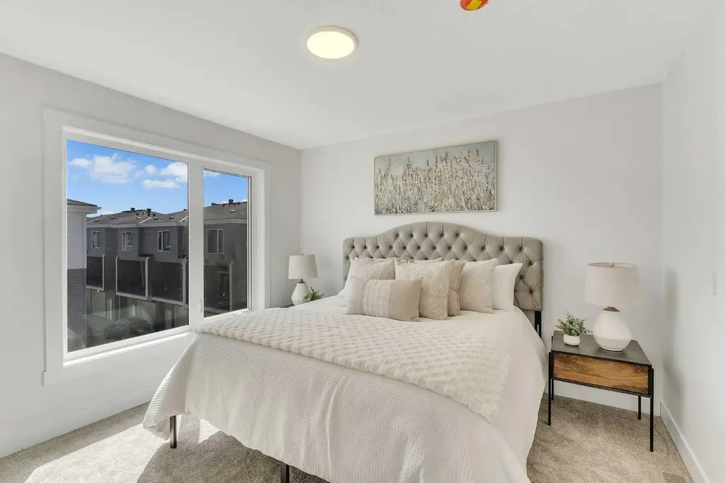 8850 48 Street NE Calgary AB T3J 5N8