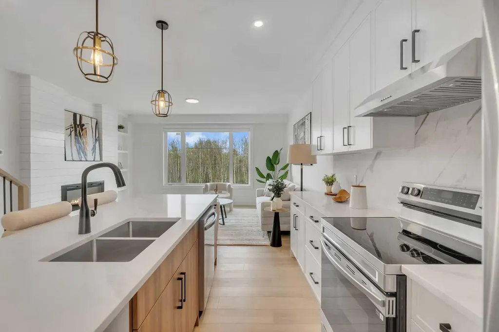 8850 48 Street NE Calgary AB T3J 5N8