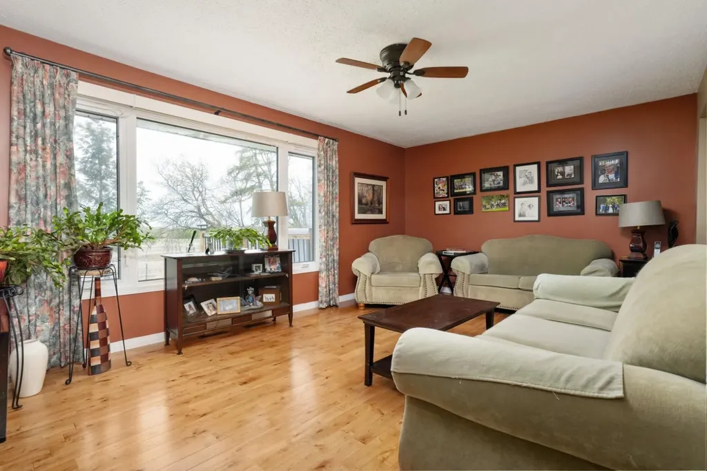 48107 Range Road 220 Rural Camrose County AB T0B 0G0