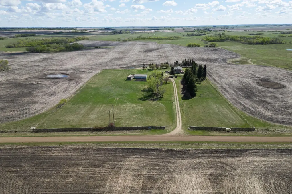 48107 Range Road 220 Rural Camrose County AB T0B 0G0