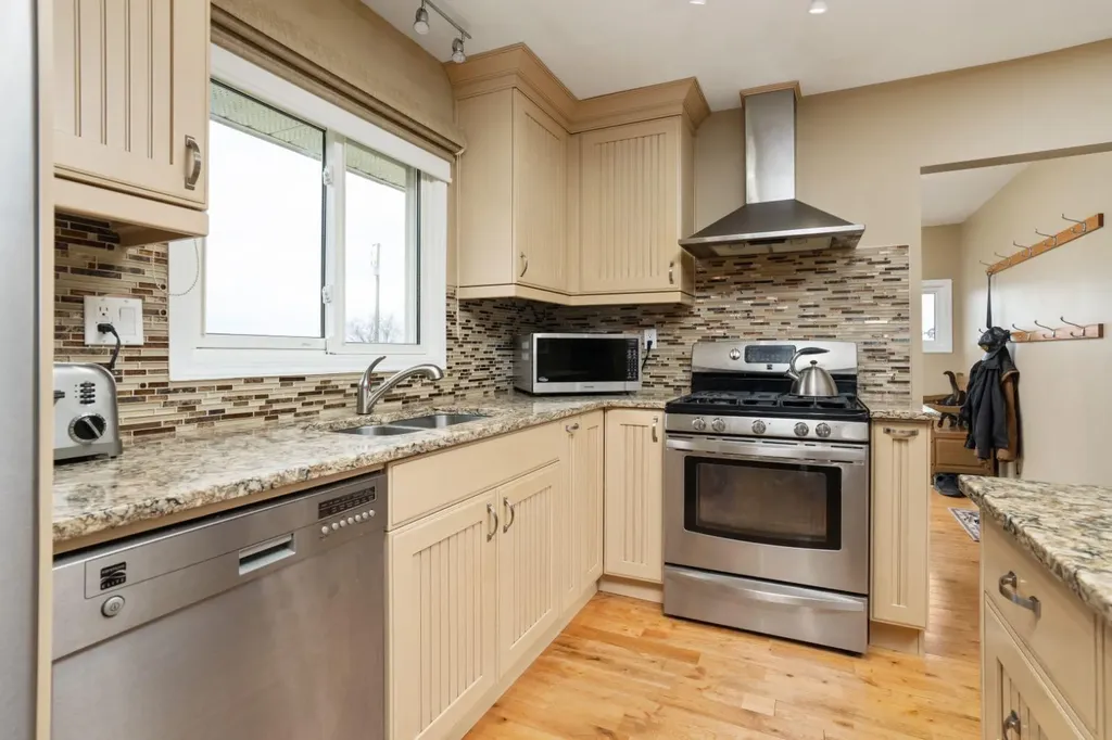 48107 Range Road 220 Rural Camrose County AB T0B 0G0