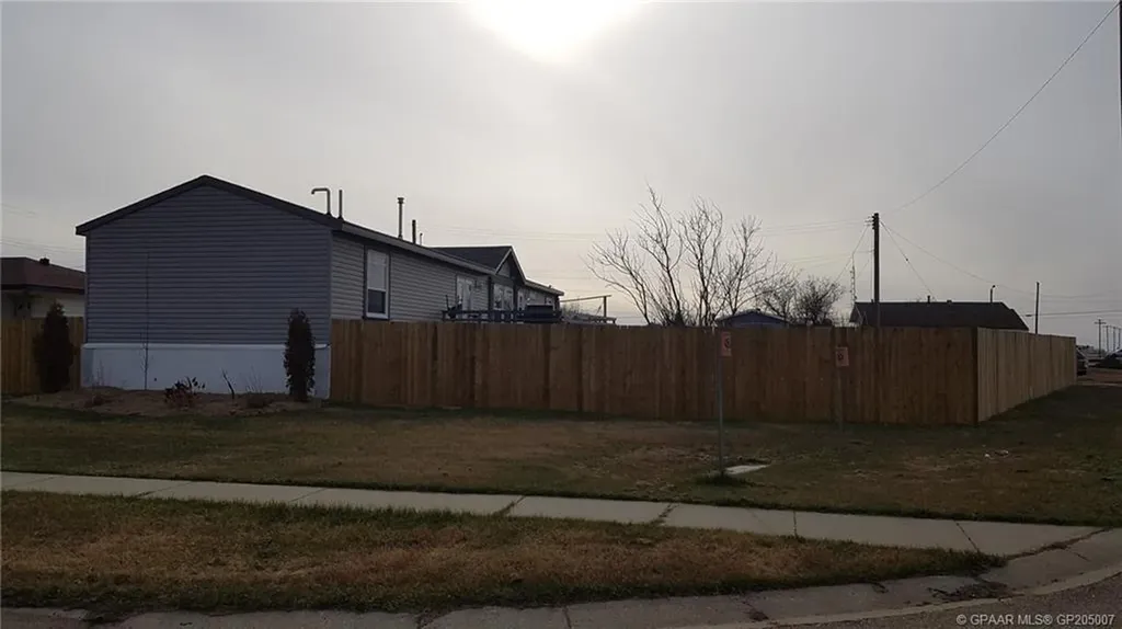 10008 98 Street Nampa AB T0H 2R0