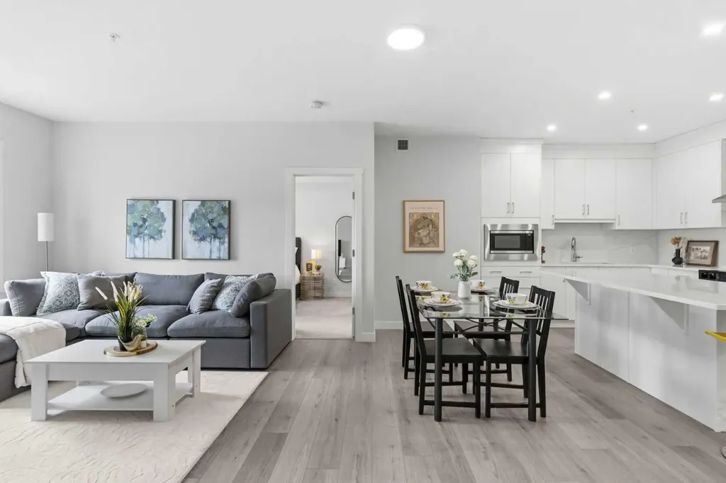 81 Arbour Lake View NW Calgary AB T3G 0H4