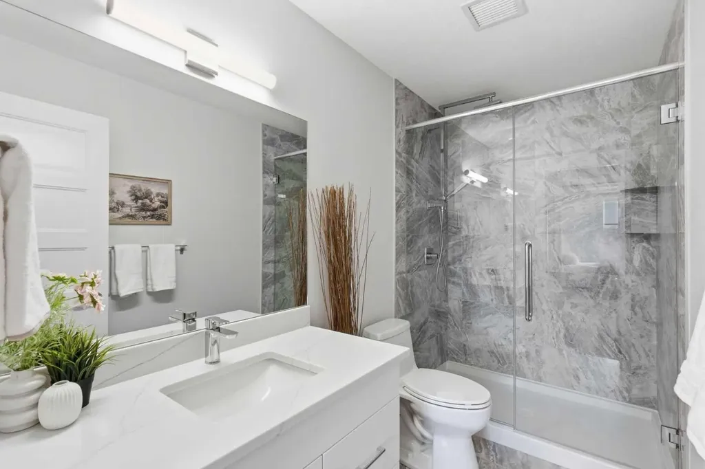 81 Arbour Lake View NW Calgary AB T3G 0H4