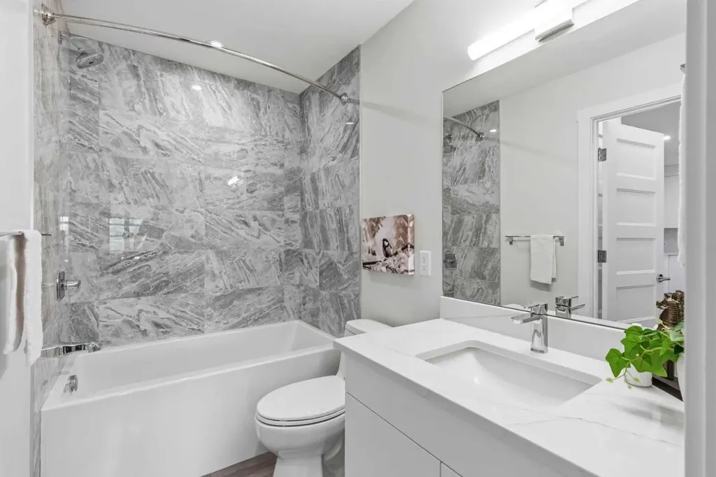 81 Arbour Lake View NW Calgary AB T3G 0H4