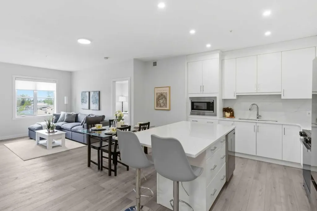 81 Arbour Lake View NW Calgary AB T3G 0H4