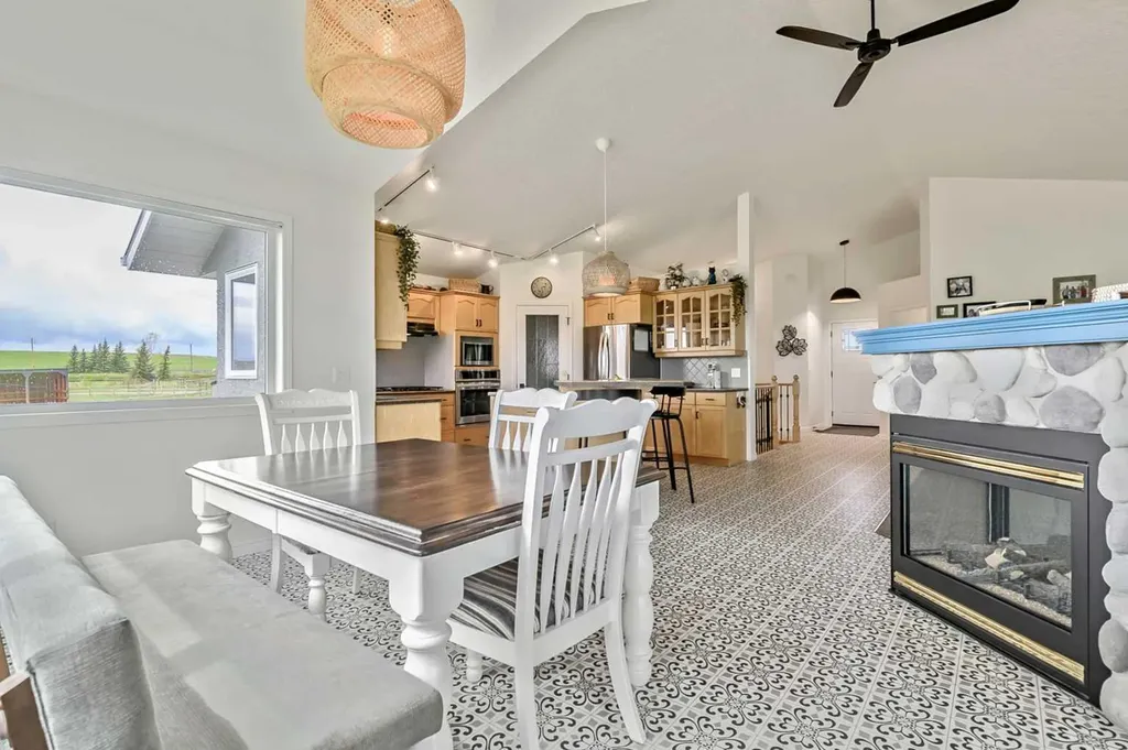 290098 48 Street W Rural Foothills County AB T1S 7A6