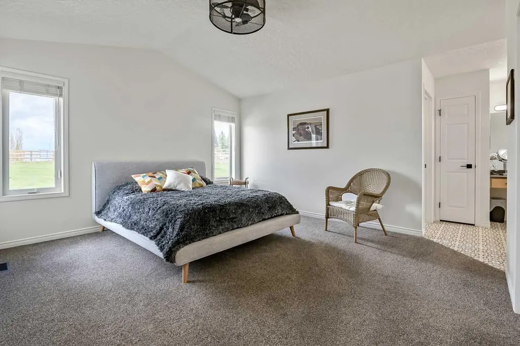290098 48 Street W Rural Foothills County AB T1S 7A6