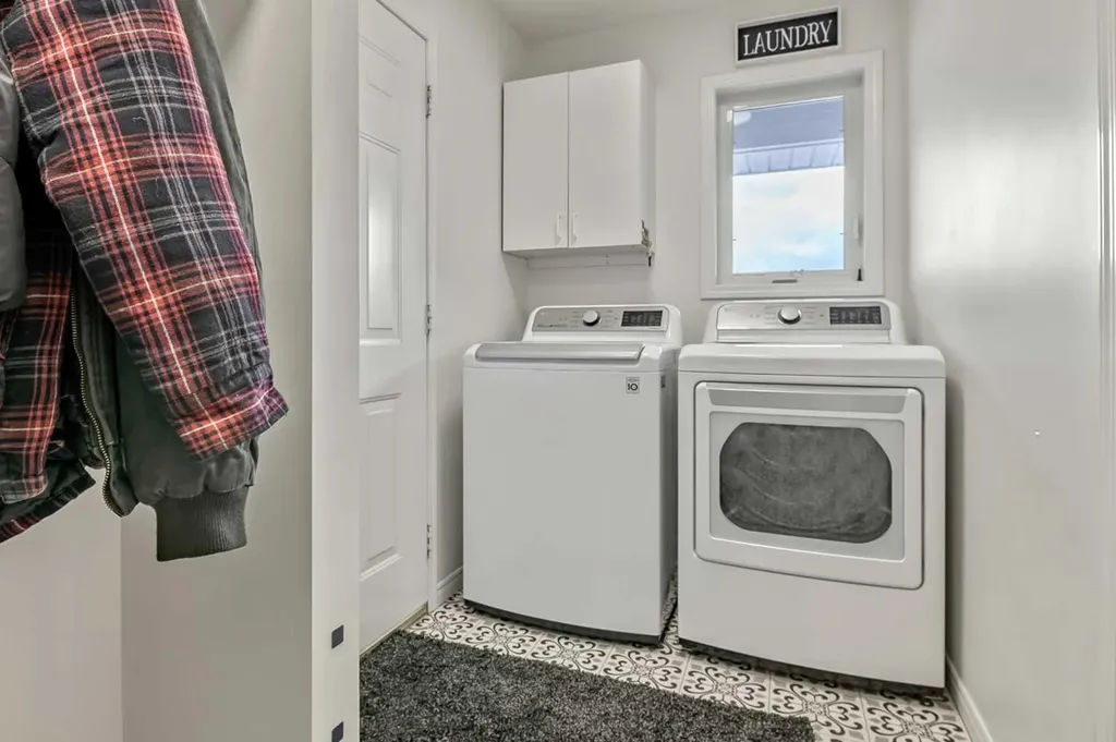 290098 48 Street W Rural Foothills County AB T1S 7A6