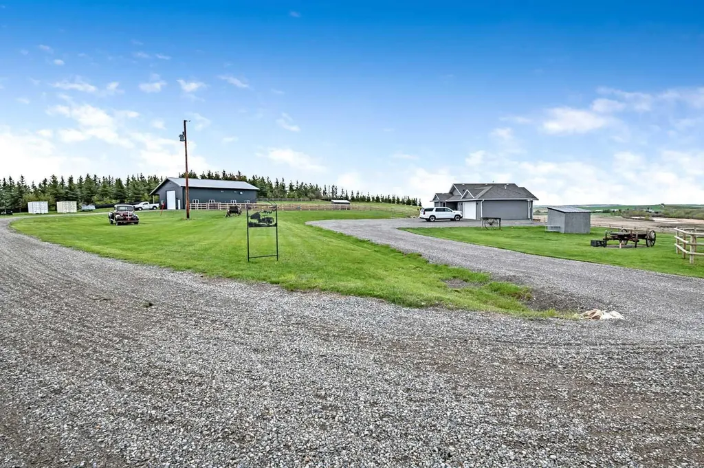290098 48 Street W Rural Foothills County AB T1S 7A6
