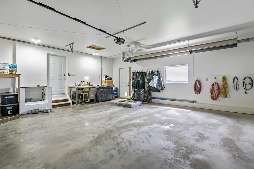290098 48 Street W Rural Foothills County AB T1S 7A6