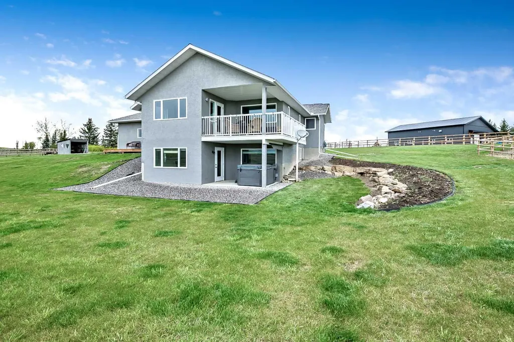 290098 48 Street W Rural Foothills County AB T1S 7A6