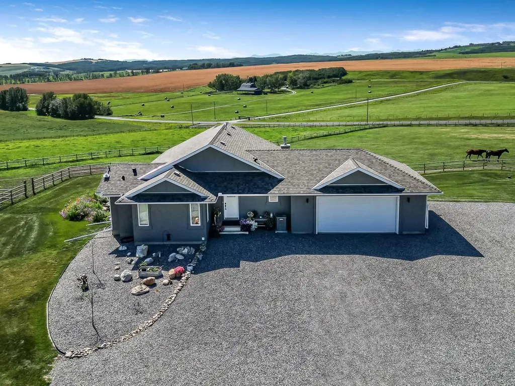 290098 48 Street W Rural Foothills County AB T1S 7A6