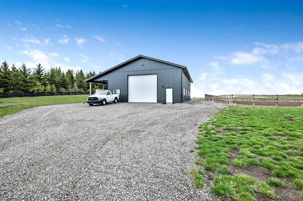 290098 48 Street W Rural Foothills County AB T1S 7A6