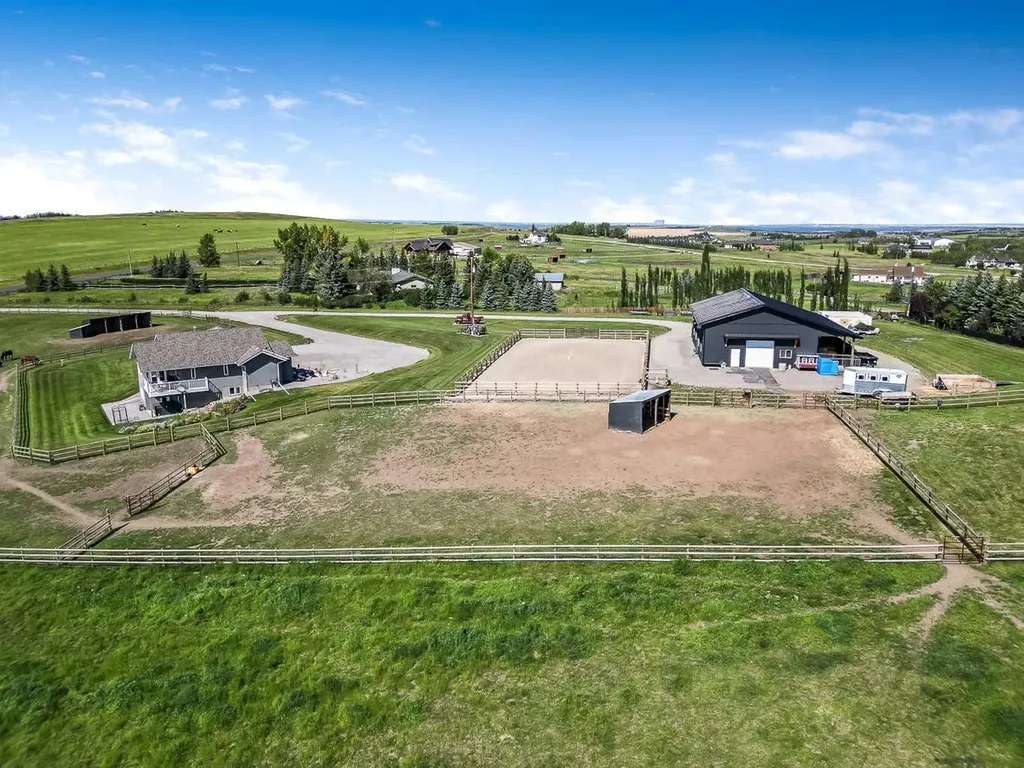 290098 48 Street W Rural Foothills County AB T1S 7A6