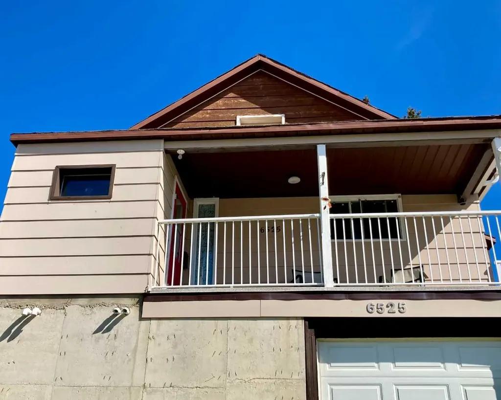 6525 21 Avenue Coleman AB T0K 0M0