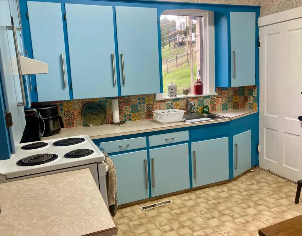 6525 21 Avenue Coleman AB T0K 0M0