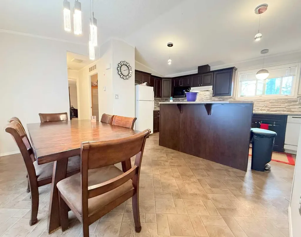 682001A Range Road 222.9 Rural Athabasca County AB T9S 2B8