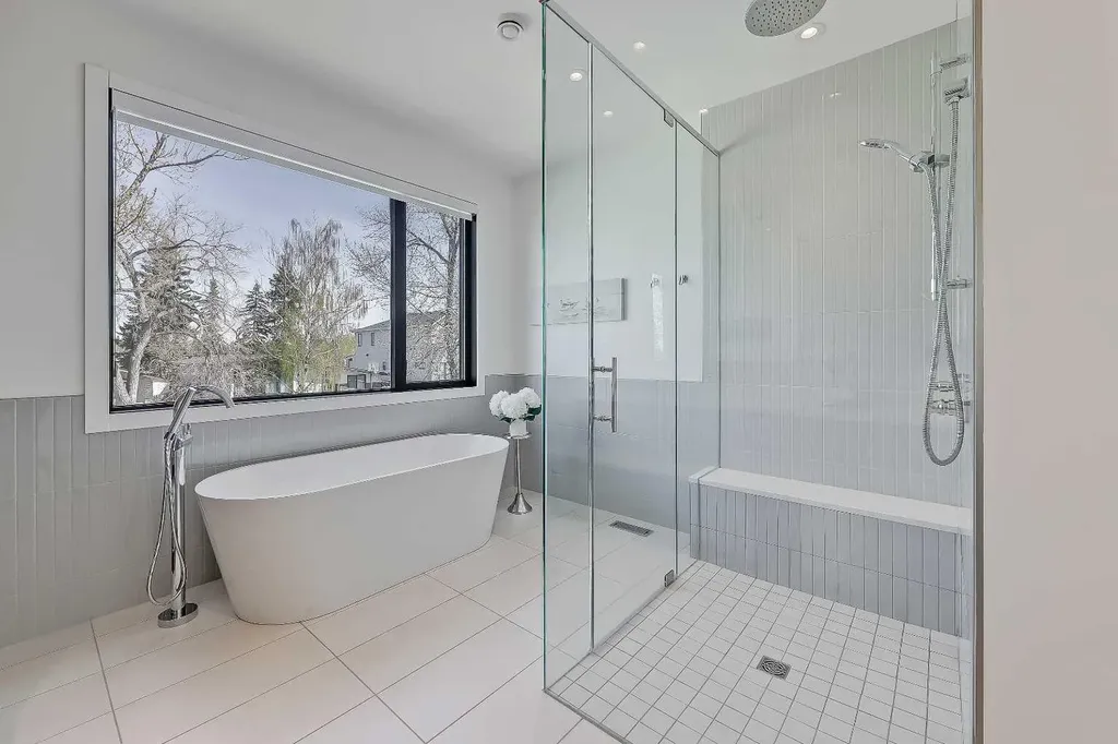 159 Rosery Drive NW Calgary AB T2K 1L8