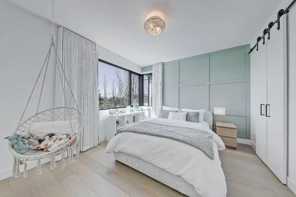 159 Rosery Drive NW Calgary AB T2K 1L8