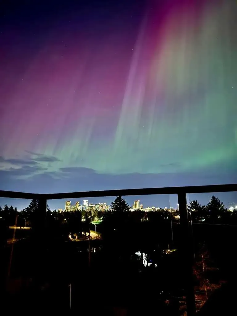 159 Rosery Drive NW Calgary AB T2K 1L8