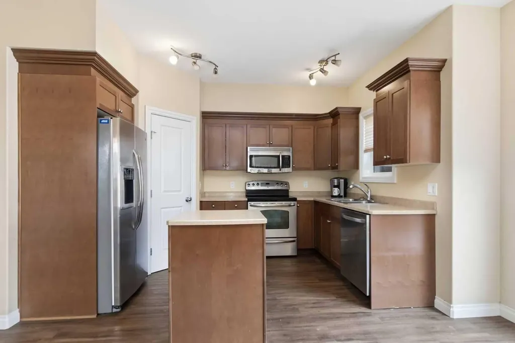 173 Crabapple Way Fort Mcmurray AB T9k0N1
