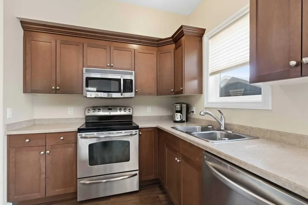 173 Crabapple Way Fort Mcmurray AB T9k0N1