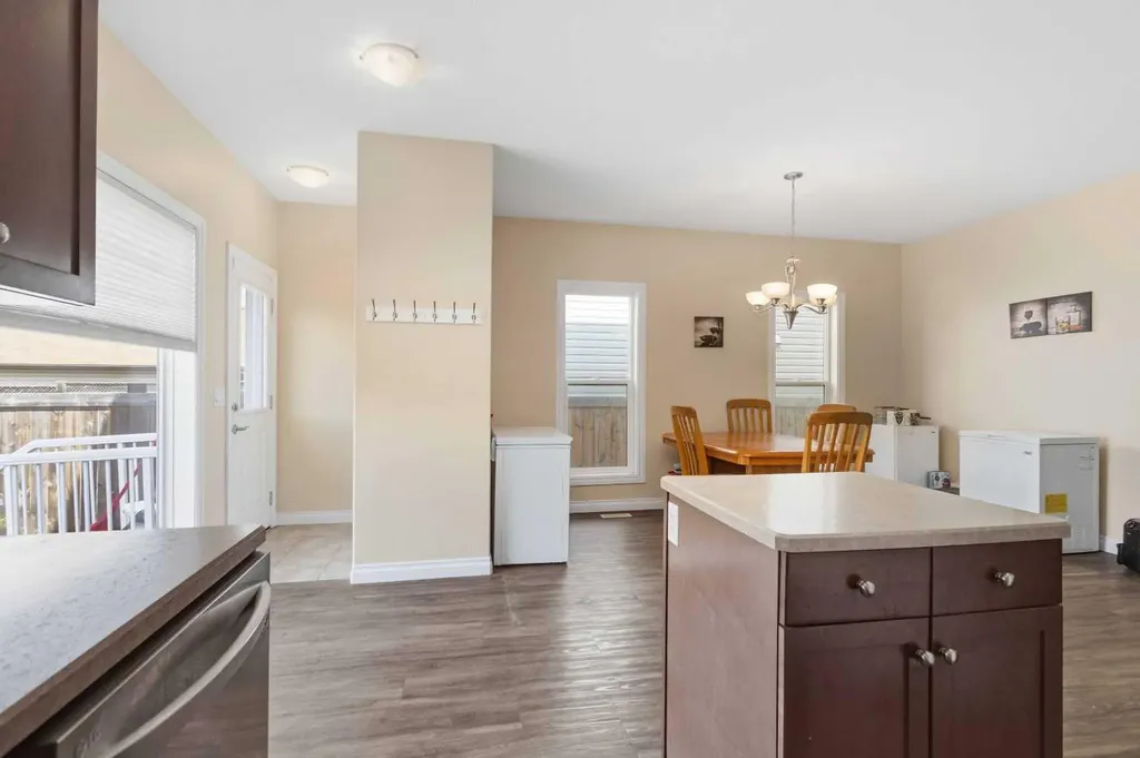 173 Crabapple Way Fort Mcmurray AB T9k0N1