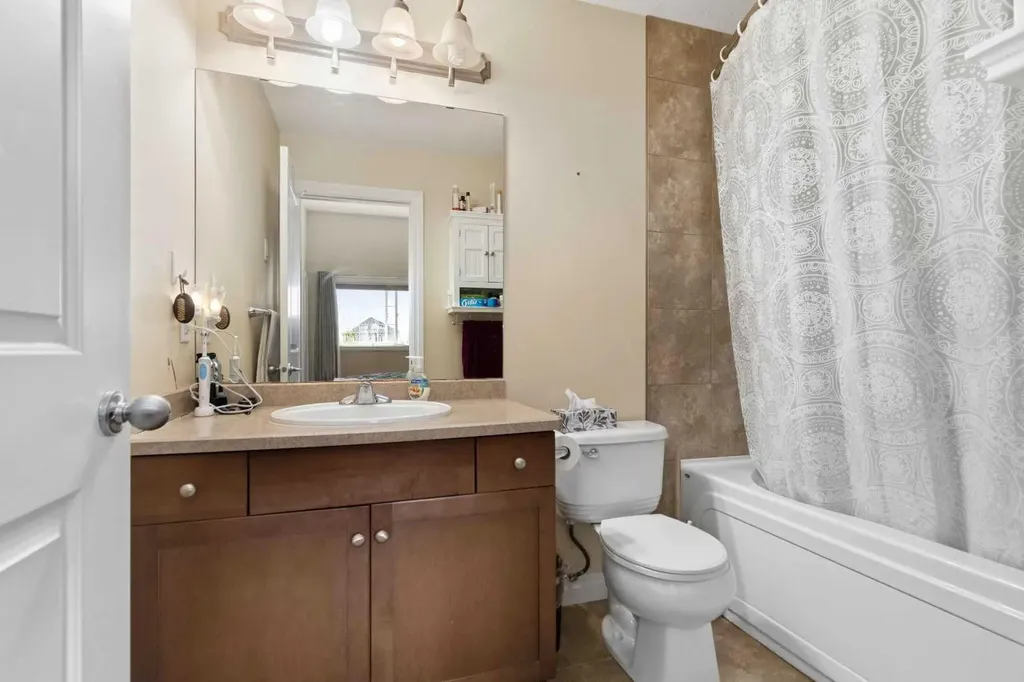 173 Crabapple Way Fort Mcmurray AB T9k0N1