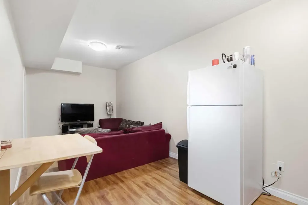 173 Crabapple Way Fort Mcmurray AB T9k0N1
