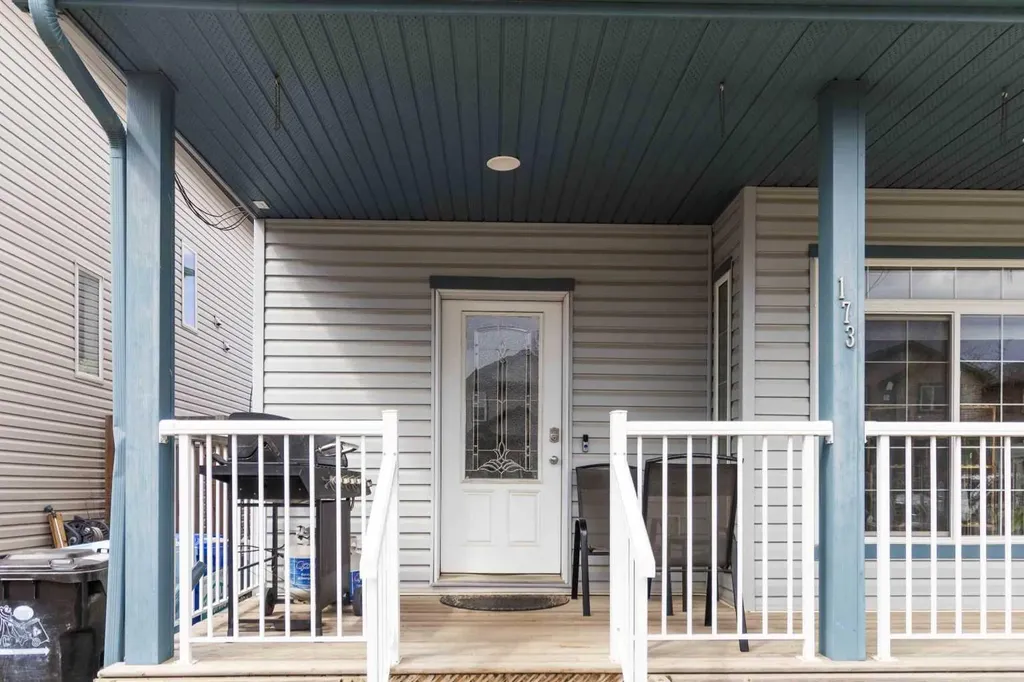 173 Crabapple Way Fort Mcmurray AB T9k0N1