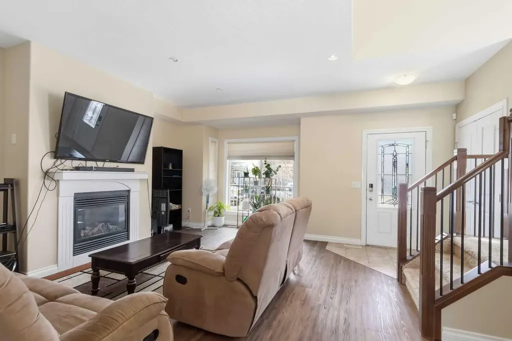 173 Crabapple Way Fort Mcmurray AB T9k0N1
