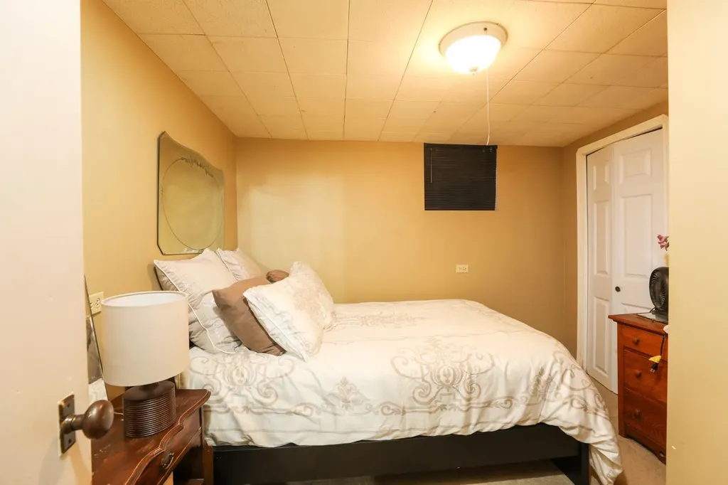 25 W 1 Avenue S Magrath AB T0K 1J0