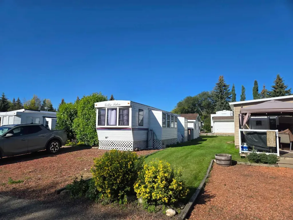 17 Points West Resort Sylvan Lake AB T4S 1T3