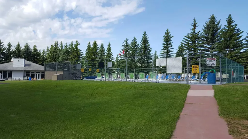 17 Points West Resort Sylvan Lake AB T4S 1T3
