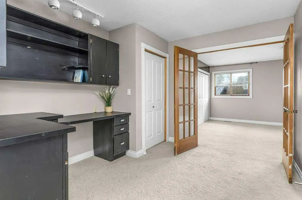 65 Wiltshire Boulevard Red Deer AB T4N 6L2