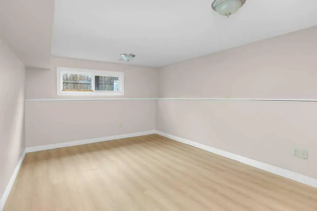 65 Wiltshire Boulevard Red Deer AB T4N 6L2
