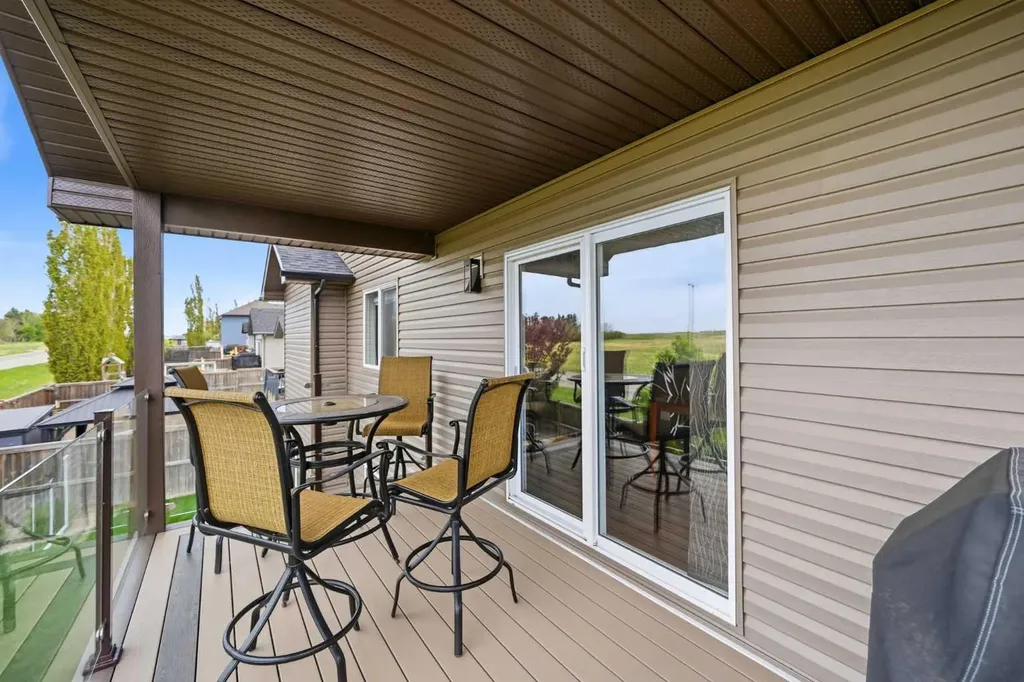 164 Hillcrest Boulevard Strathmore AB T1P 0A3