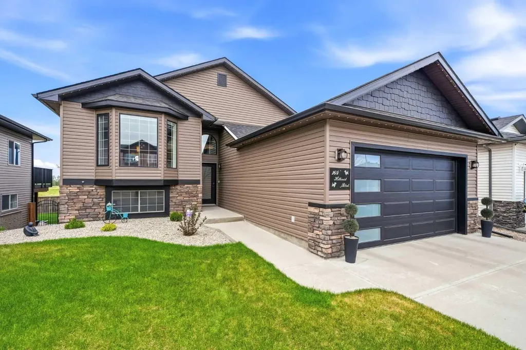 164 Hillcrest Boulevard Strathmore AB T1P 0A3