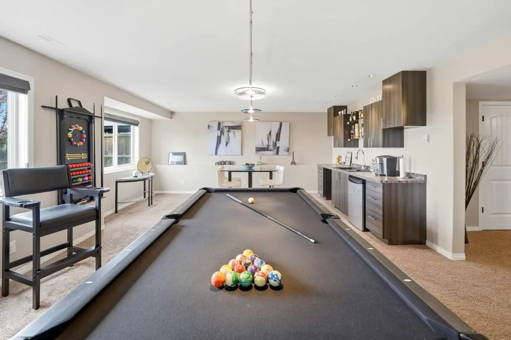 164 Hillcrest Boulevard Strathmore AB T1P 0A3