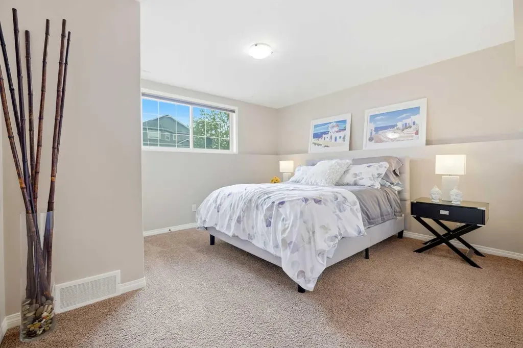 164 Hillcrest Boulevard Strathmore AB T1P 0A3