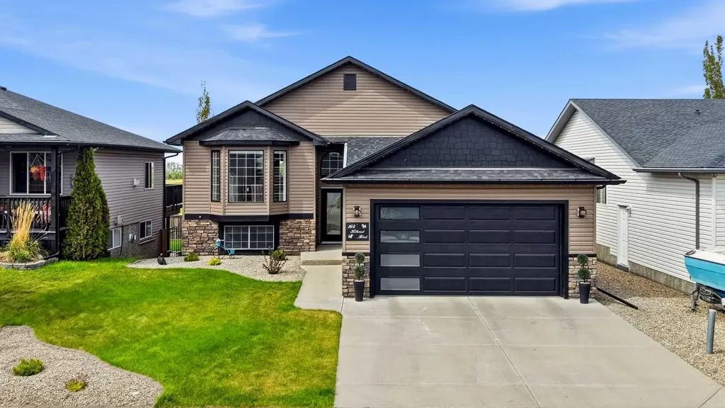 164 Hillcrest Boulevard Strathmore AB T1P 0A3
