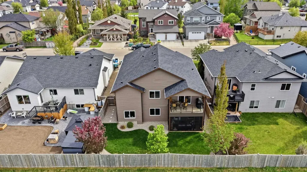164 Hillcrest Boulevard Strathmore AB T1P 0A3