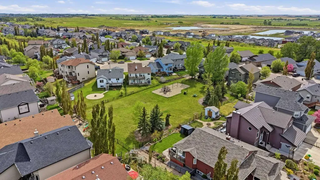 164 Hillcrest Boulevard Strathmore AB T1P 0A3