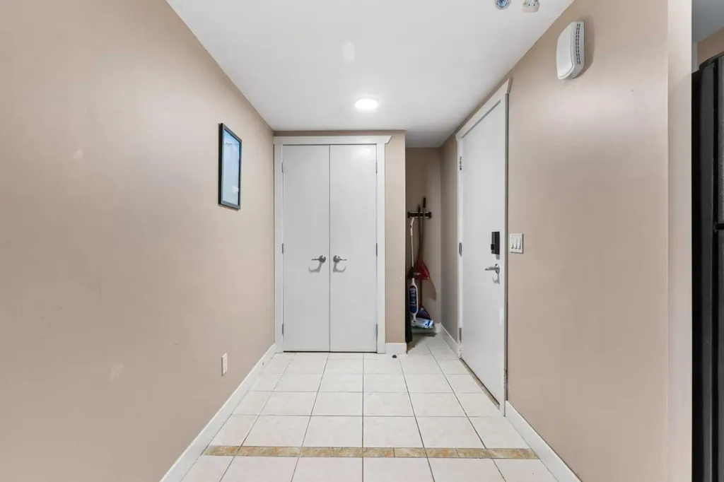 616 34 Avenue NE Calgary AB T2E 2K2