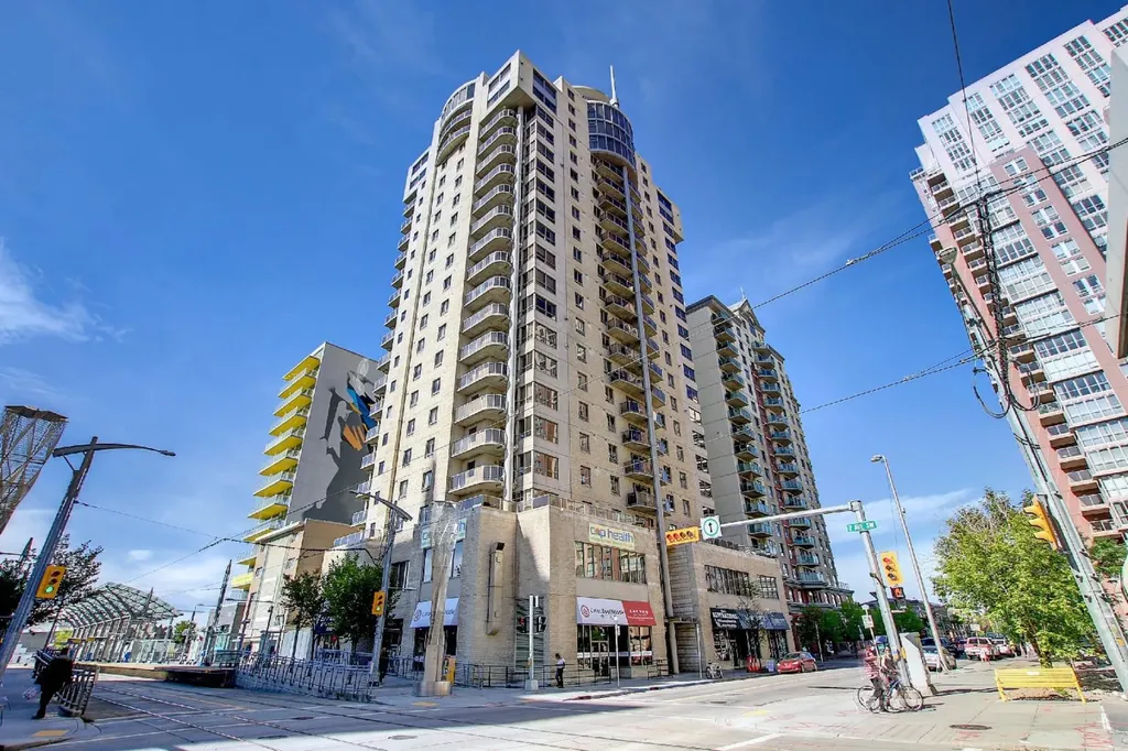 683 10 Street SW Calgary AB T2P 5G3
